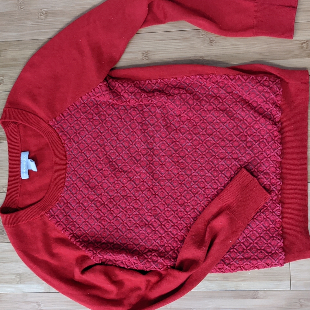 Banana Republic sweater small ♥️